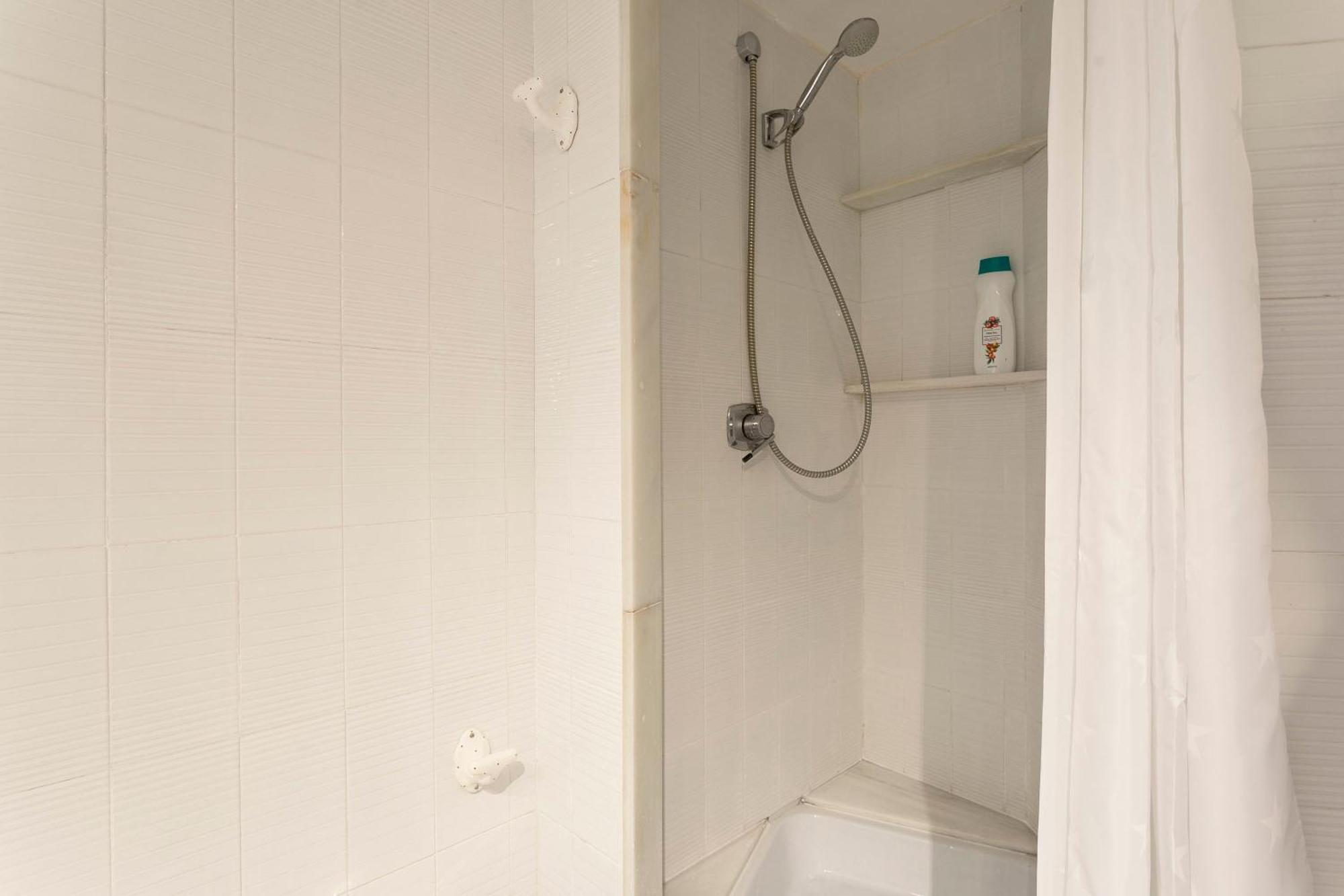 Long Term Gran Via Apartment