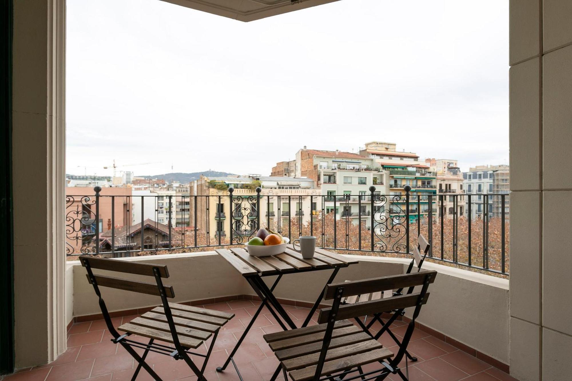 Long Term Gran Via Apartment Barcelona